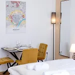 Lumen Homes - Altstadt-Studio Direkt Im Zentrum, Kueche, Netflix, Oeffentlicher Parkplatz Ums Eck